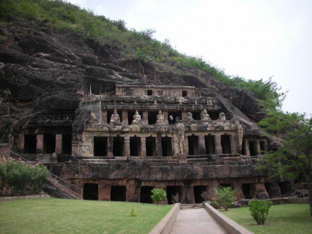 Undavalli Caves, Andhra Pradesh